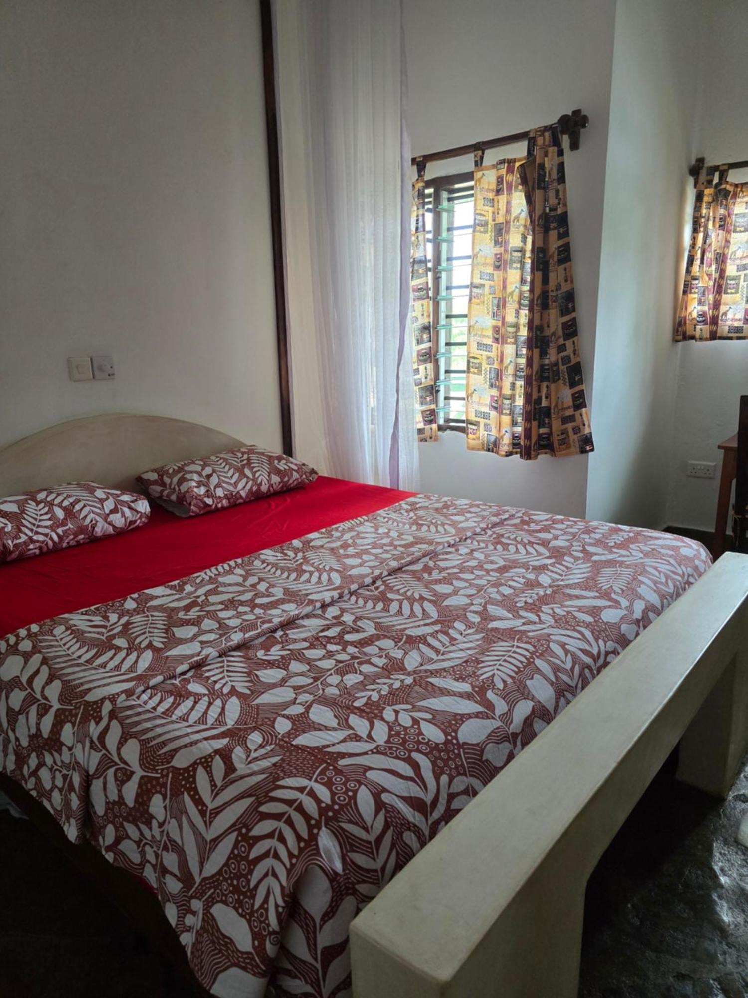 Nyumba Tamu Bed & Breakfast Watamu Luaran gambar