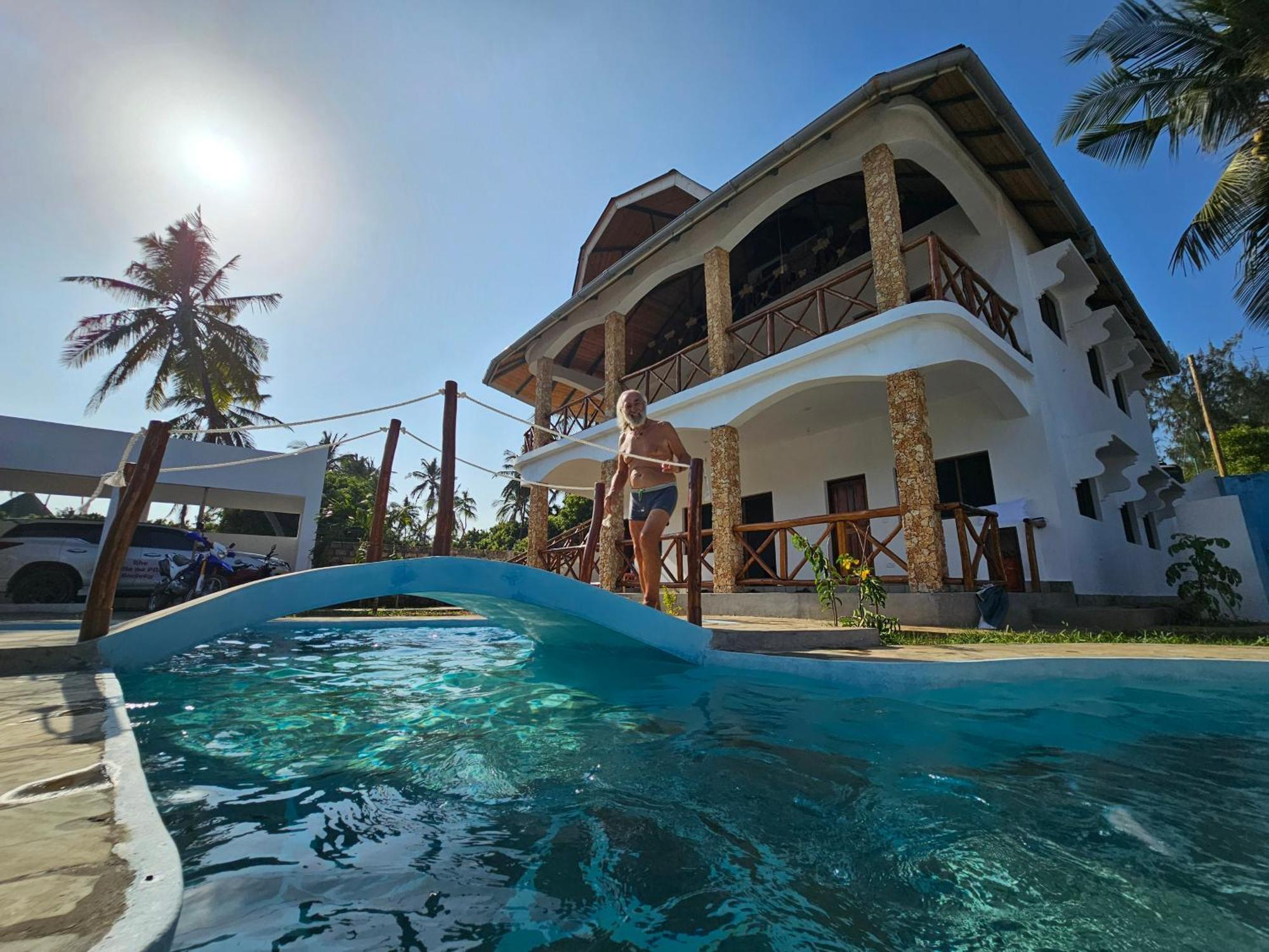 Nyumba Tamu Bed & Breakfast Watamu Luaran gambar